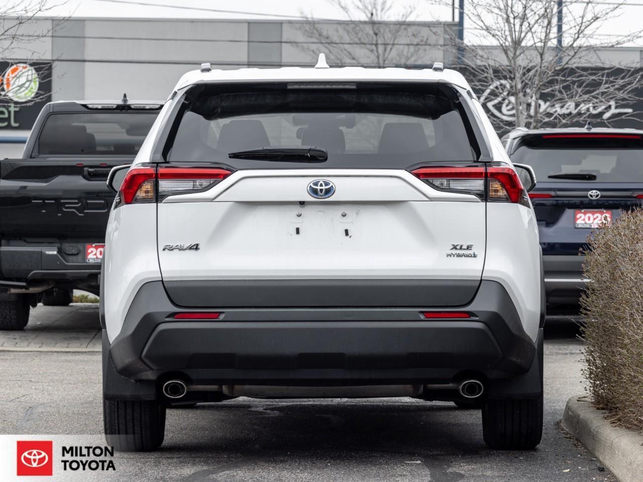 2023 Toyota RAV4 Hybrid SUNROOF BLIND SPOT POWER SEAT PUSH START ONE OWNER Photo