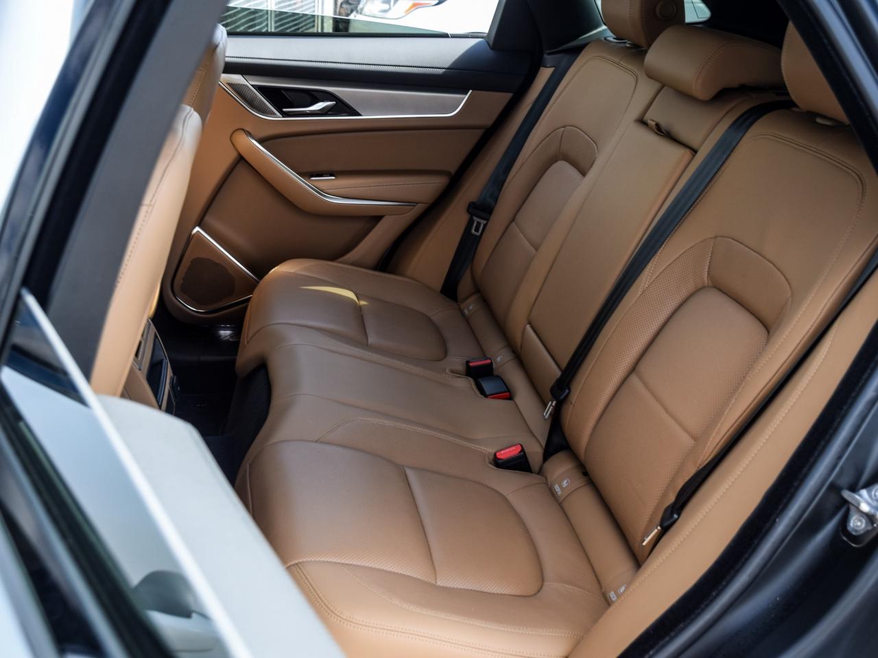 2022 Jaguar F-PACE P250 S Photo