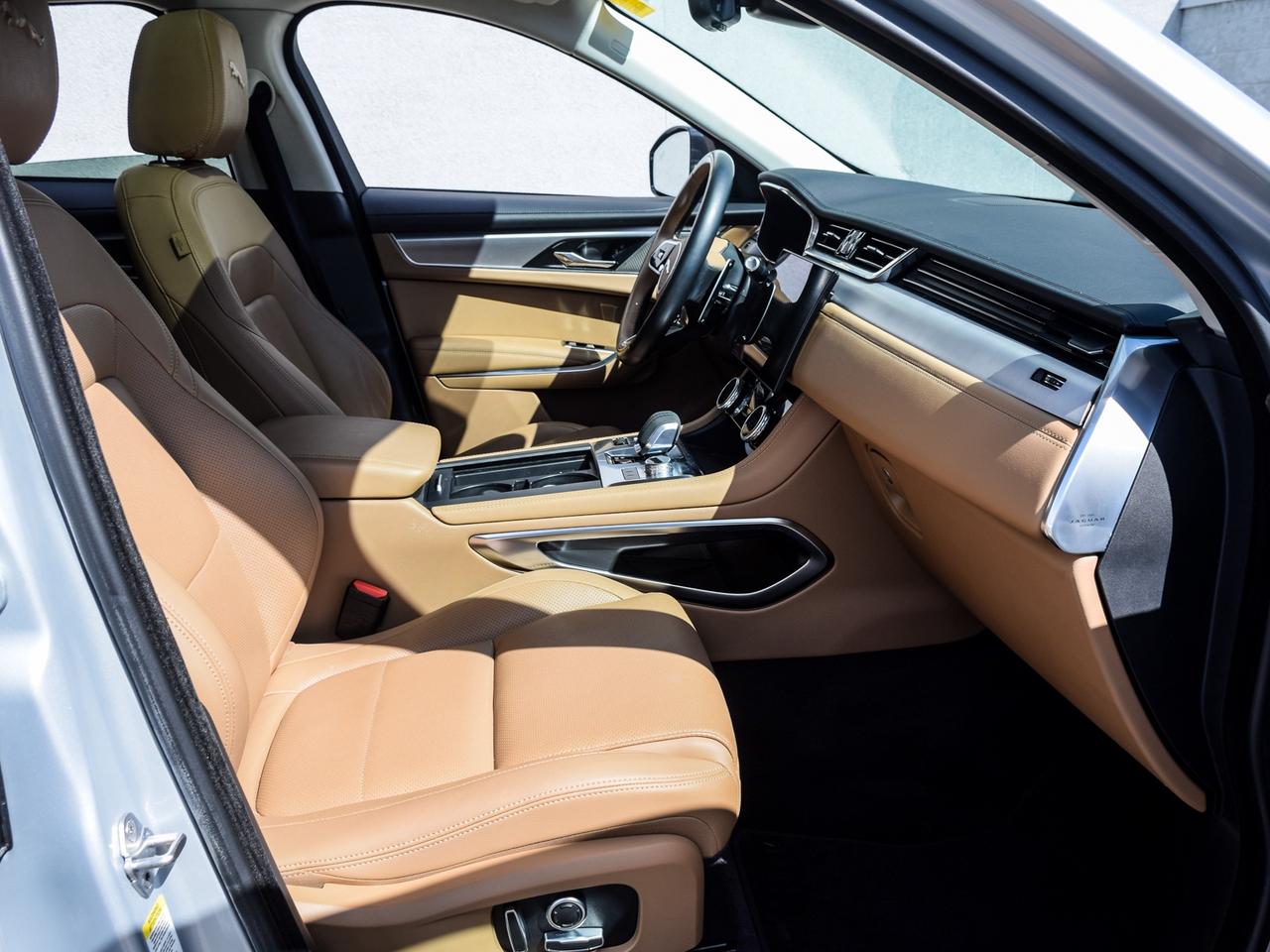 2022 Jaguar F-PACE P250 S Photo