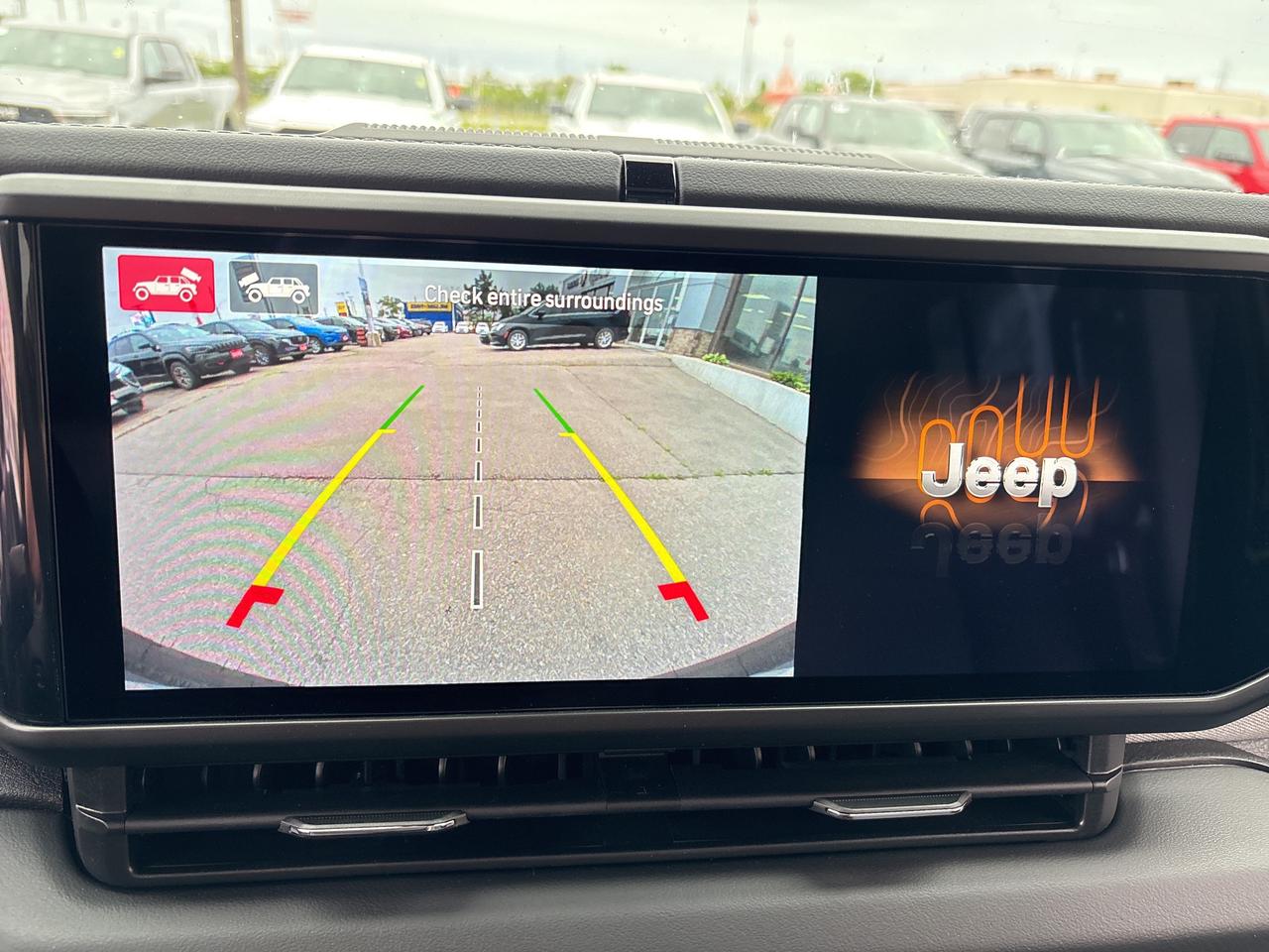 2025 Jeep Wrangler Sahara 4-Door 4x4 V6 *Demonstrator Photo