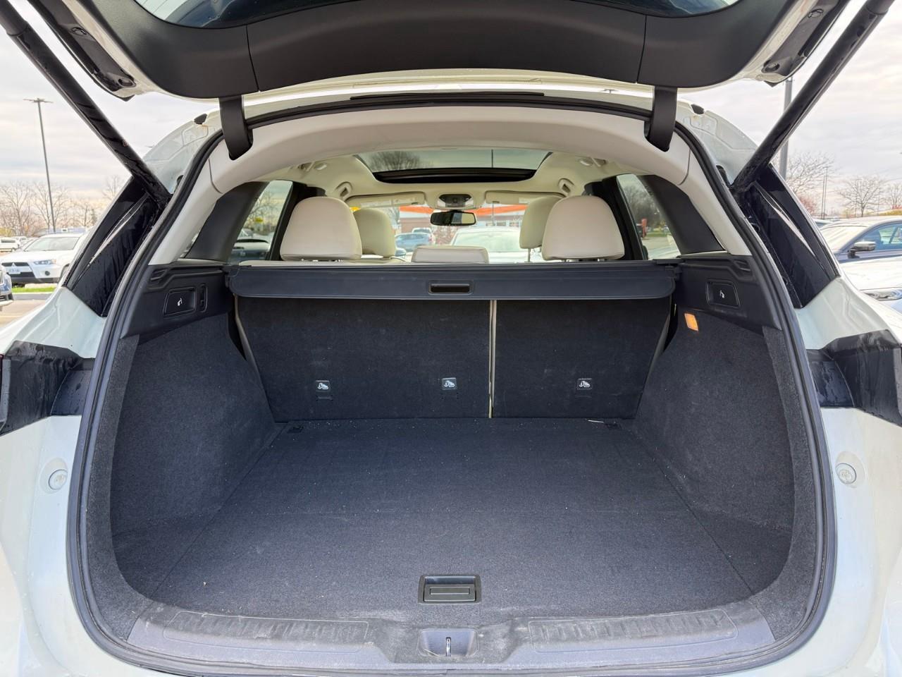 2020 Infiniti QX50 ESSENTIAL Photo