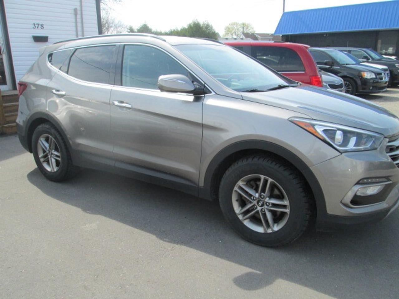 2017 Hyundai Santa Fe Sport FWD 4dr 2.4L Premium, Back Up Camera, Heated Seats Photo