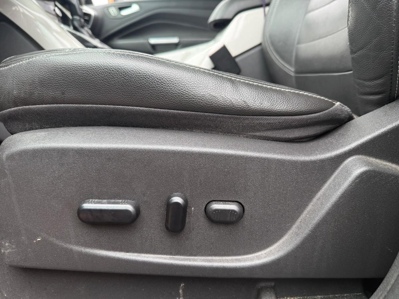 2013 Ford Escape  Photo