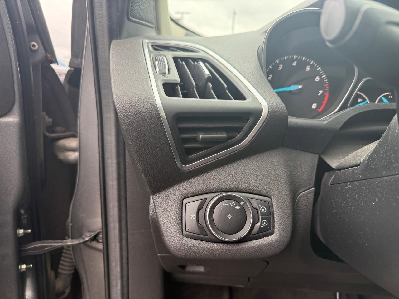 2013 Ford Escape  Photo