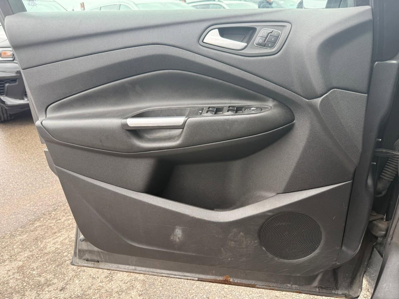 2013 Ford Escape  Photo