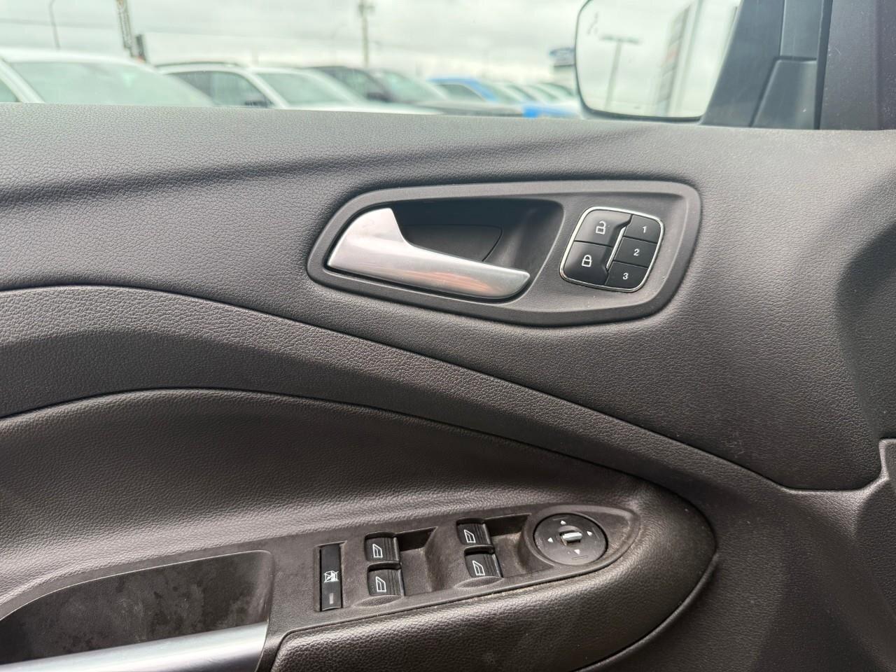 2013 Ford Escape  Photo