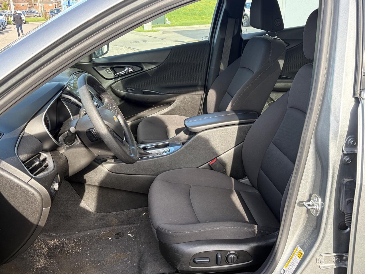 2024 Chevrolet Malibu LT FWD   Clean Carfax Photo
