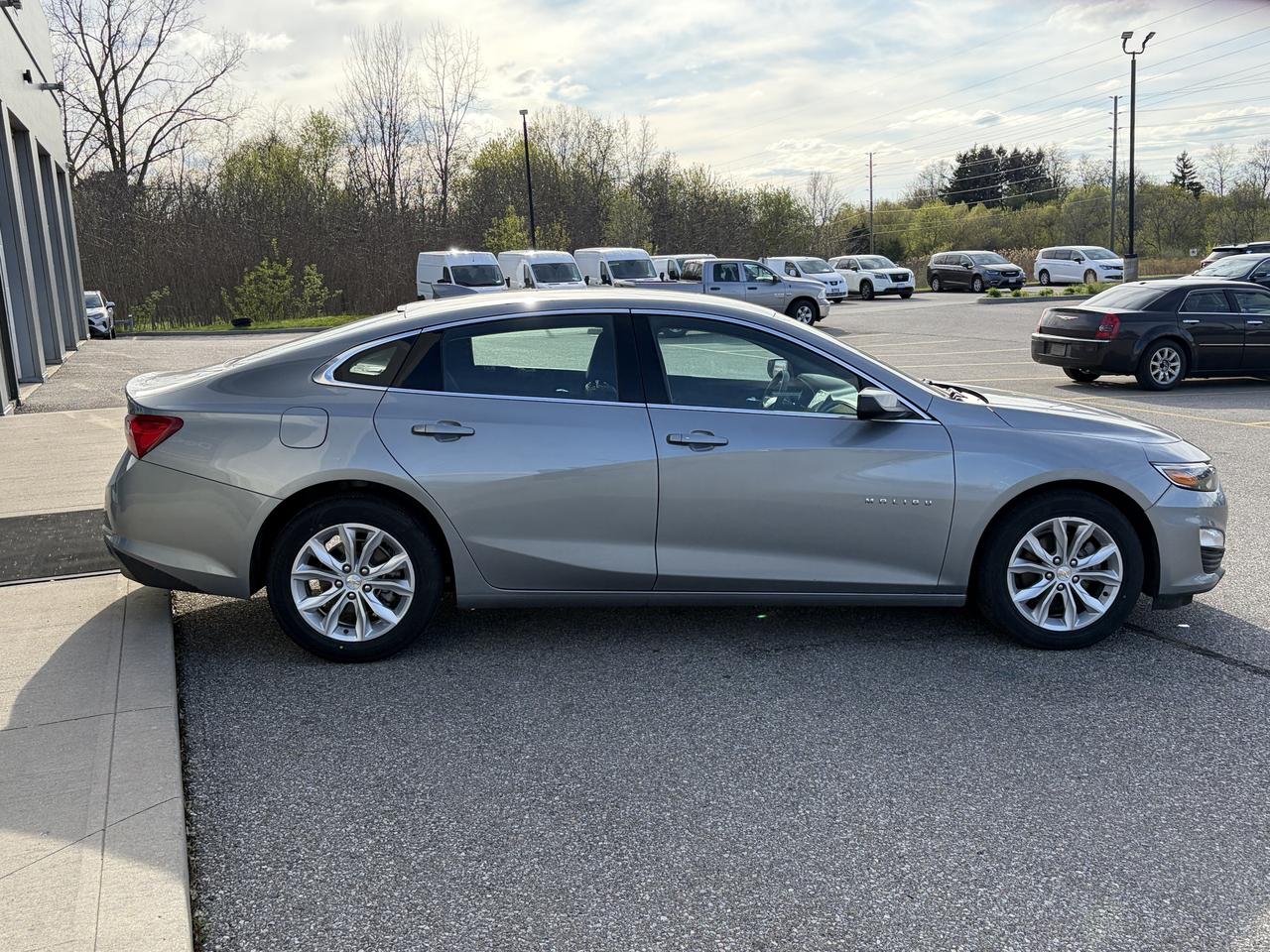 2024 Chevrolet Malibu LT FWD   Clean Carfax Photo