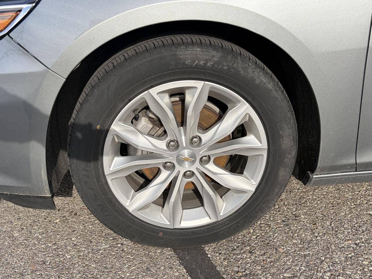2024 Chevrolet Malibu LT FWD   Clean Carfax Photo