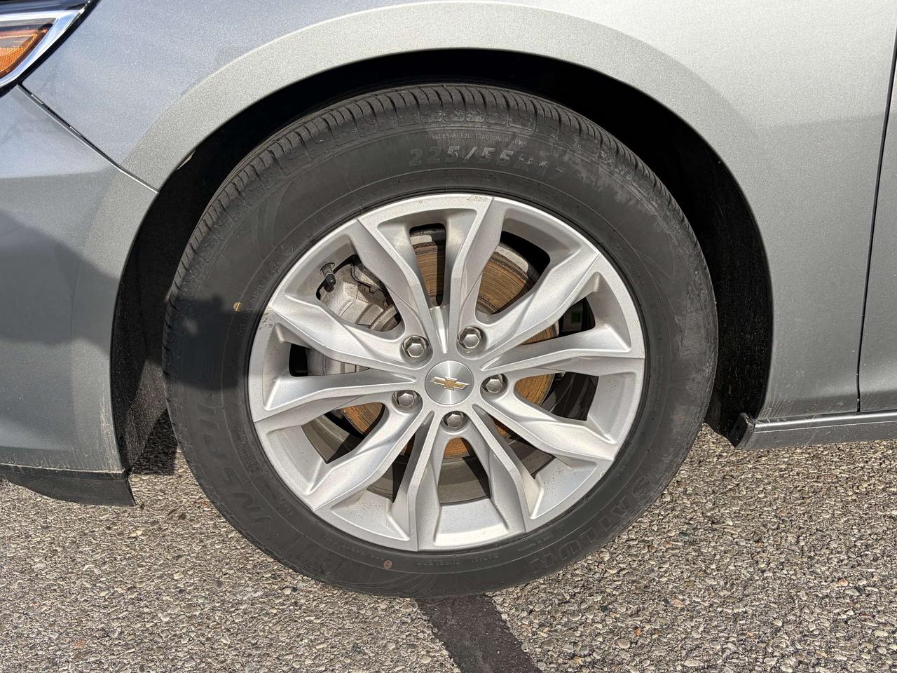 2024 Chevrolet Malibu LT FWD   Clean Carfax Photo