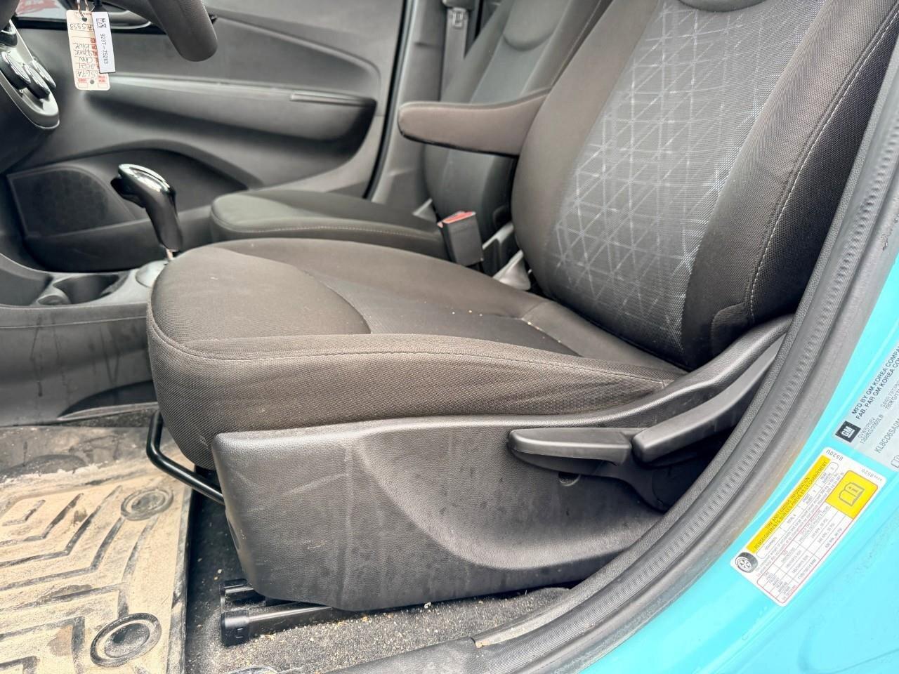 2021 Chevrolet Spark 1LT1LT, 1.4L, FWD, ALLOYS, CLOTH, 1-OWNER, CERTIFI Photo