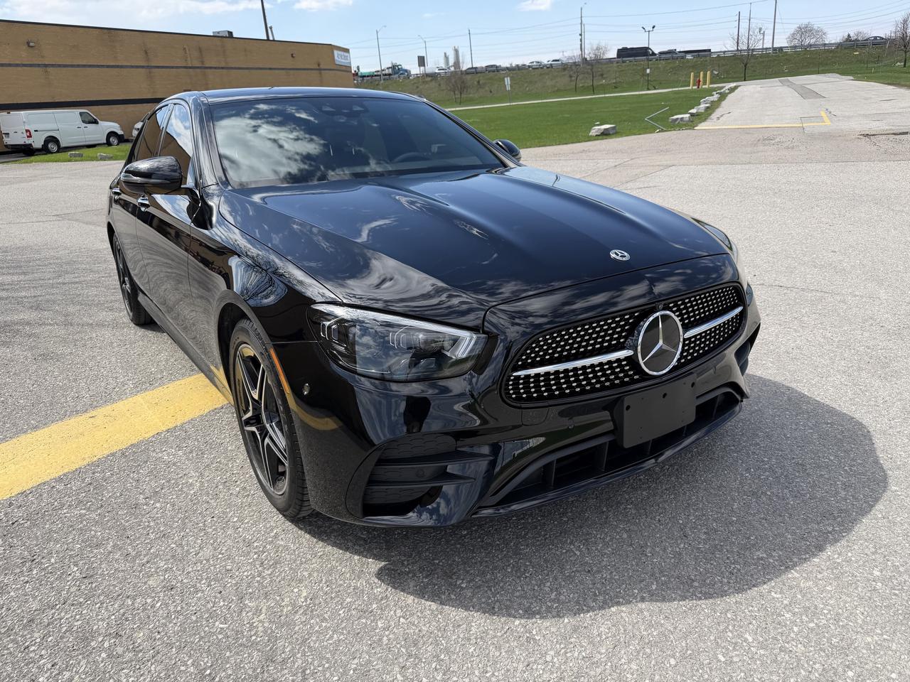 2023 Mercedes-Benz E-Class E 350 AWD NAVIGATION,PANORAMIC ROOF, 360 CAMERA Photo