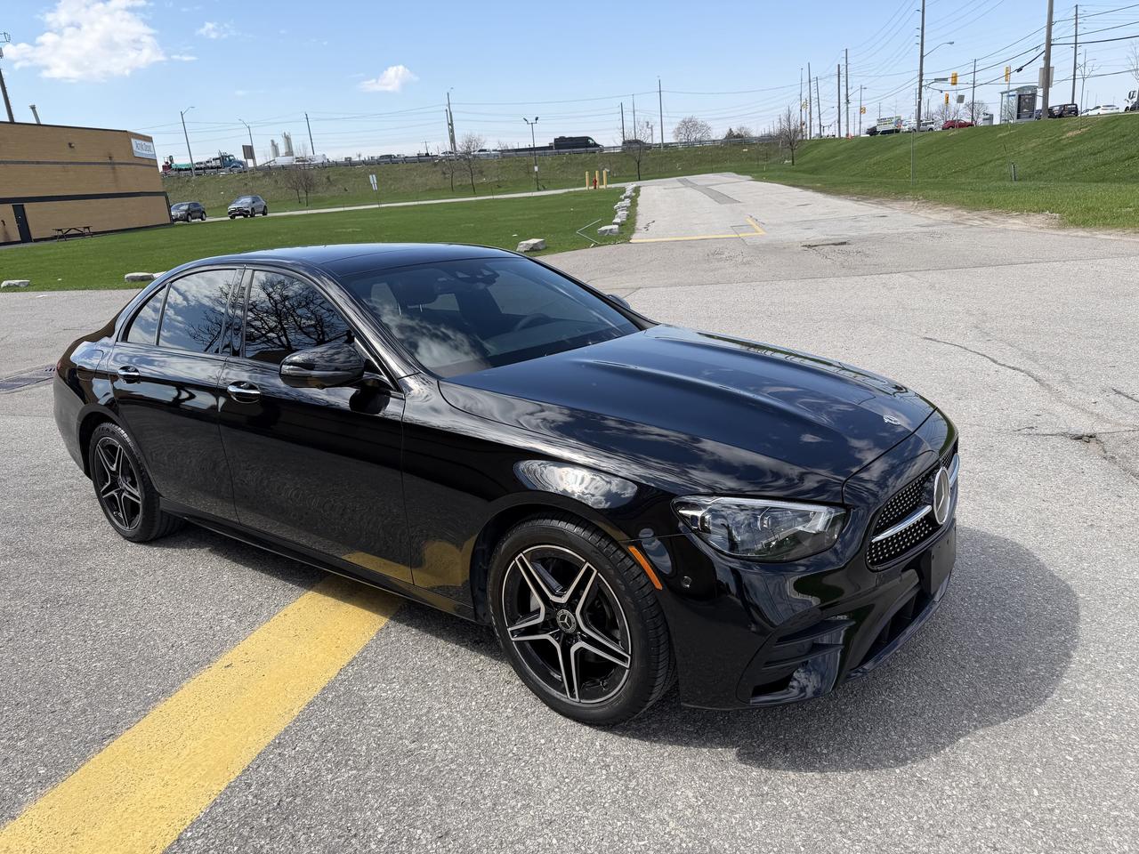 2023 Mercedes-Benz E-Class E 350 AWD NAVIGATION,PANORAMIC ROOF, 360 CAMERA Photo