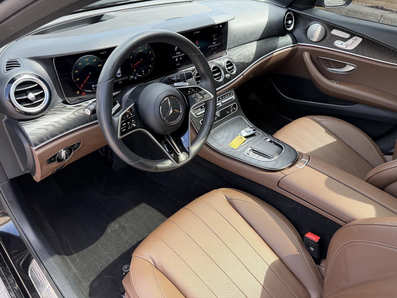 2023 Mercedes-Benz E-Class E 350 AWD NAVIGATION,PANORAMIC ROOF, 360 CAMERA Photo