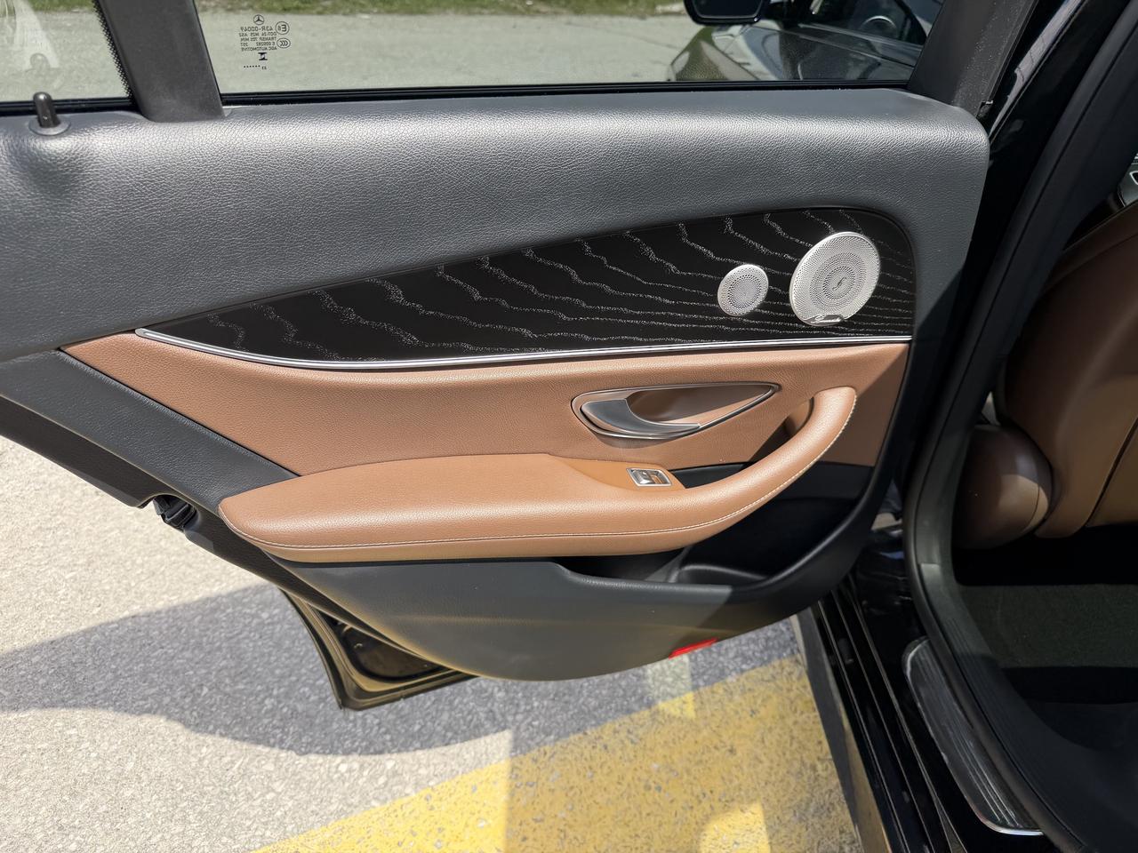 2023 Mercedes-Benz E-Class E 350 AWD NAVIGATION,PANORAMIC ROOF, 360 CAMERA Photo