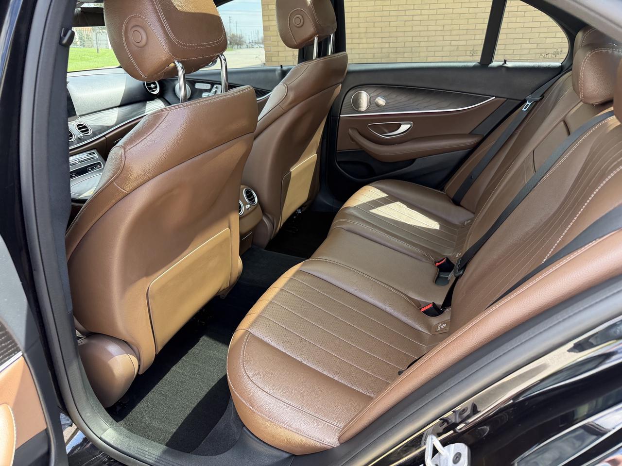 2023 Mercedes-Benz E-Class E 350 AWD NAVIGATION,PANORAMIC ROOF, 360 CAMERA Photo