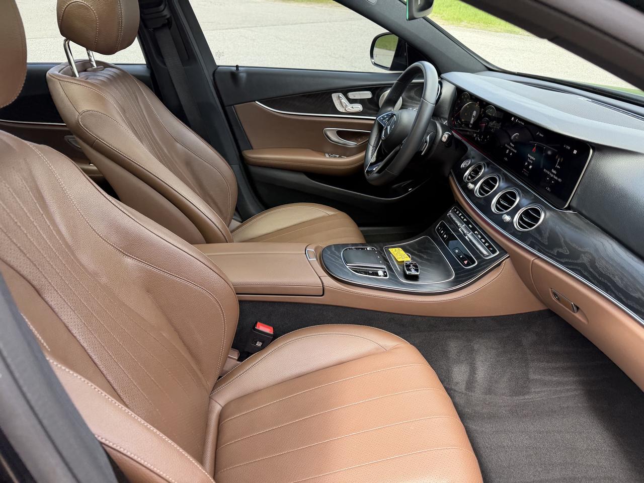 2023 Mercedes-Benz E-Class E 350 AWD NAVIGATION,PANORAMIC ROOF, 360 CAMERA Photo