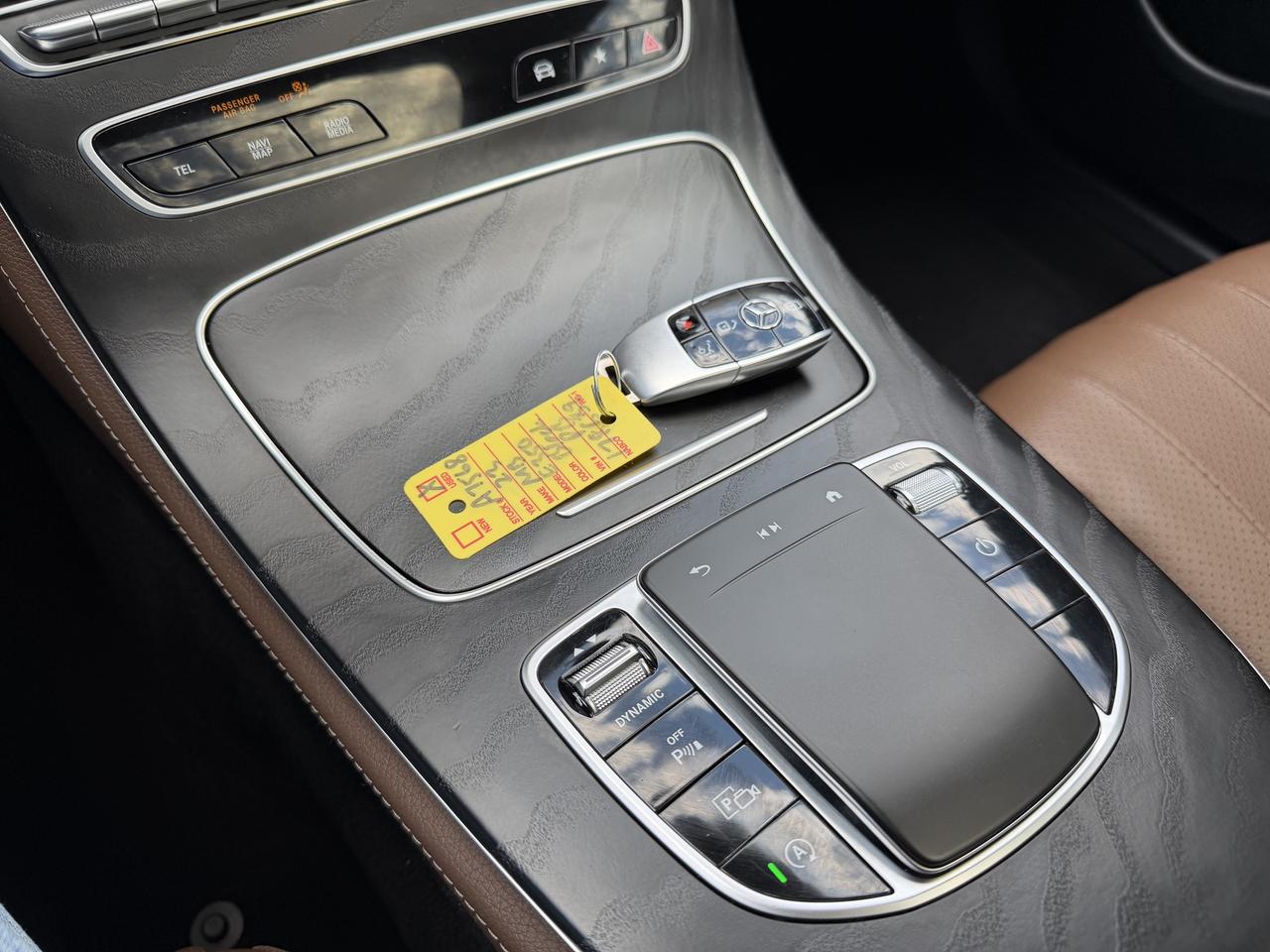 2023 Mercedes-Benz E-Class E 350 AWD NAVIGATION,PANORAMIC ROOF, 360 CAMERA Photo