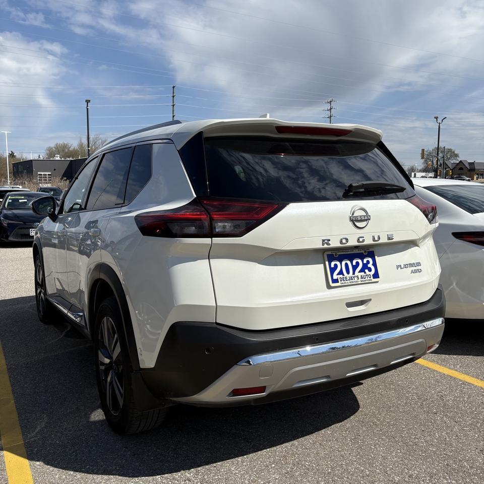 2023 Nissan Rogue Platinum Photo
