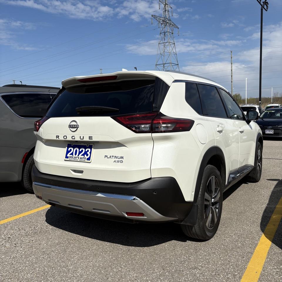 2023 Nissan Rogue Platinum Photo