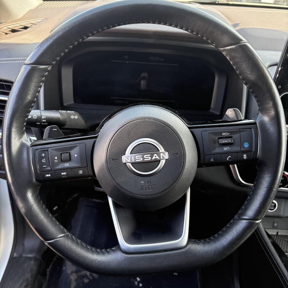 2023 Nissan Rogue Platinum Photo