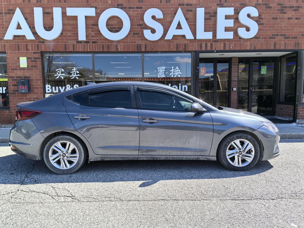 2019 Hyundai Elantra Limited Photo4
