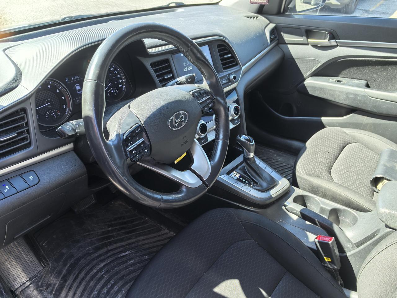 2019 Hyundai Elantra Limited Photo