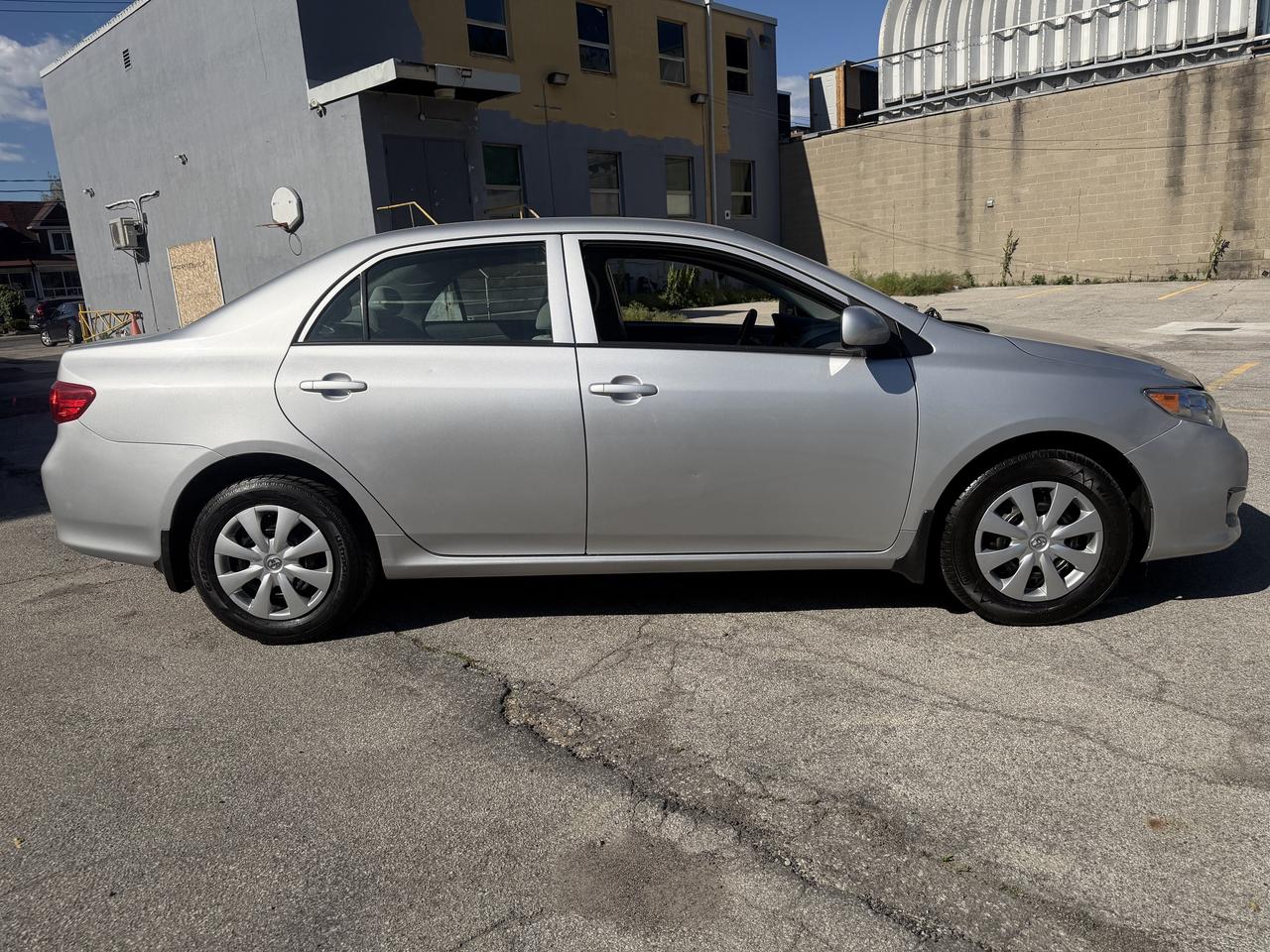 2010 Toyota Corolla AUTO !! YES ONLY 87817 KMS !!! FULLY CERTIFIED !!! Photo