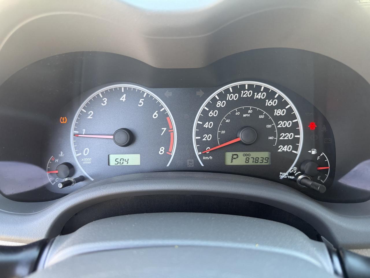 2010 Toyota Corolla AUTO !! YES ONLY 87817 KMS !!! FULLY CERTIFIED !!! Photo