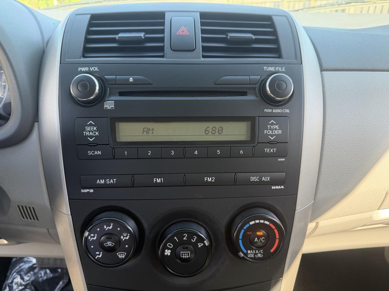 2010 Toyota Corolla AUTO !! YES ONLY 87817 KMS !!! FULLY CERTIFIED !!! Photo