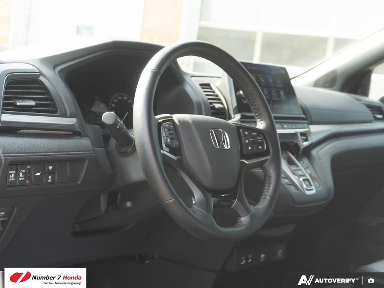 2025 Honda Odyssey Sport-L *EXTENDED FACTORY WARRANTY*NO REPORTED ACC Photo