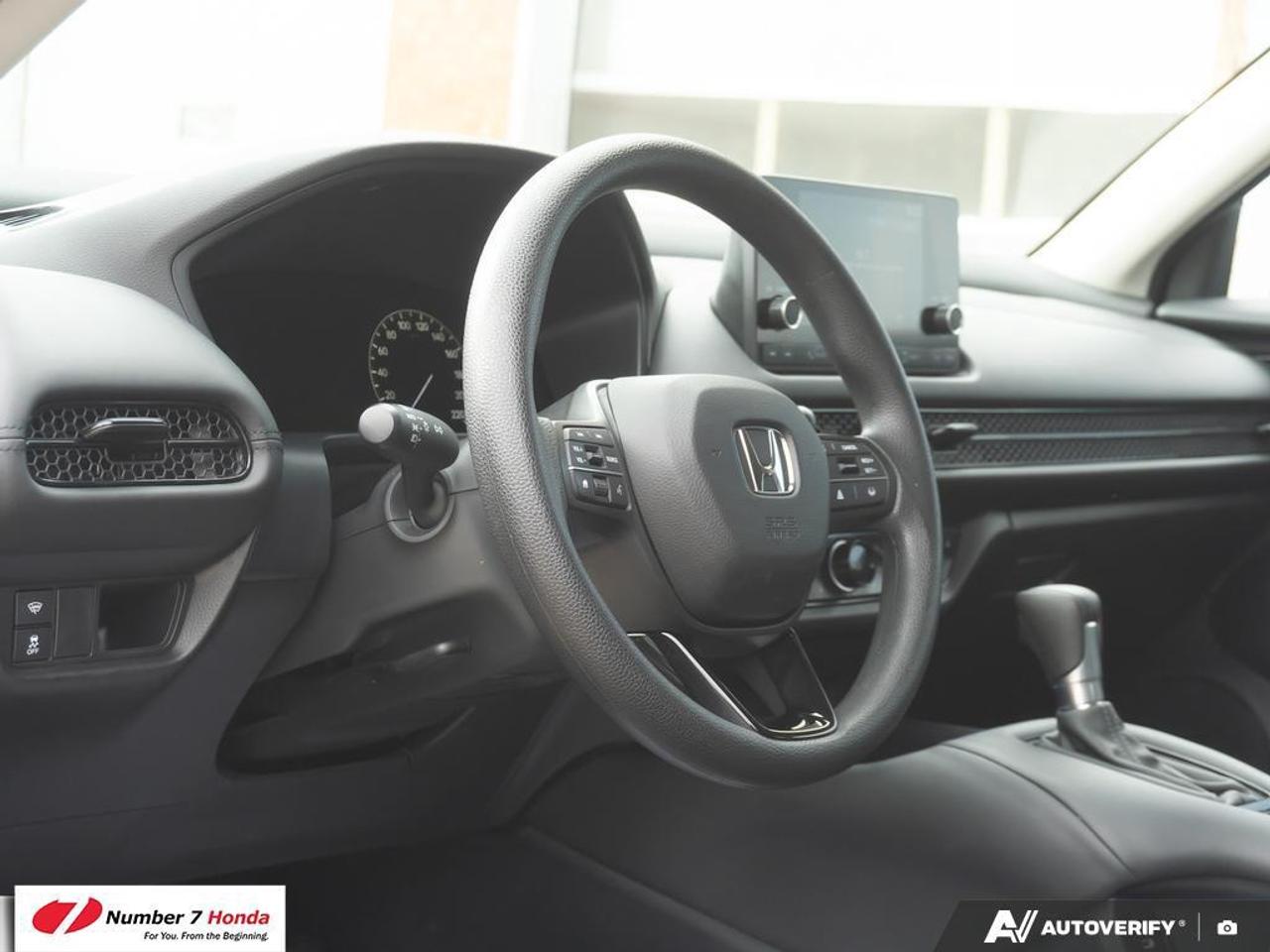 2024 Honda HR-V Lx-B *EXTENDED FACTORY WARRANTY*NO REPORTED ACCIDE Photo