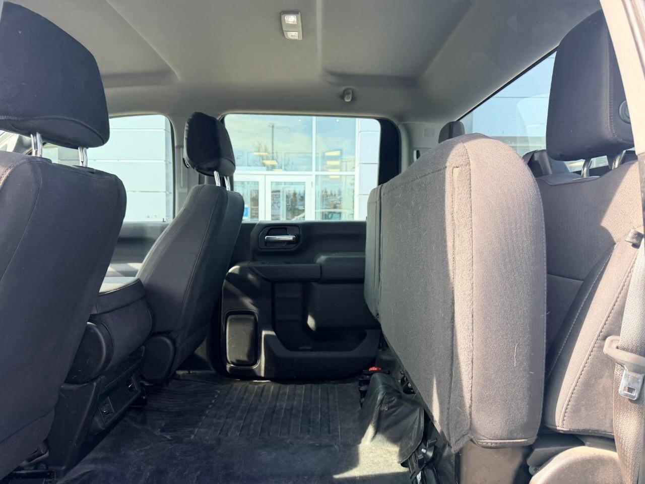 2024 GMC SIERRA 2500HD ProPRO, 6.6L V8, 4X4, STEELS, CLOTH, 1-OWNER. CERT Photo