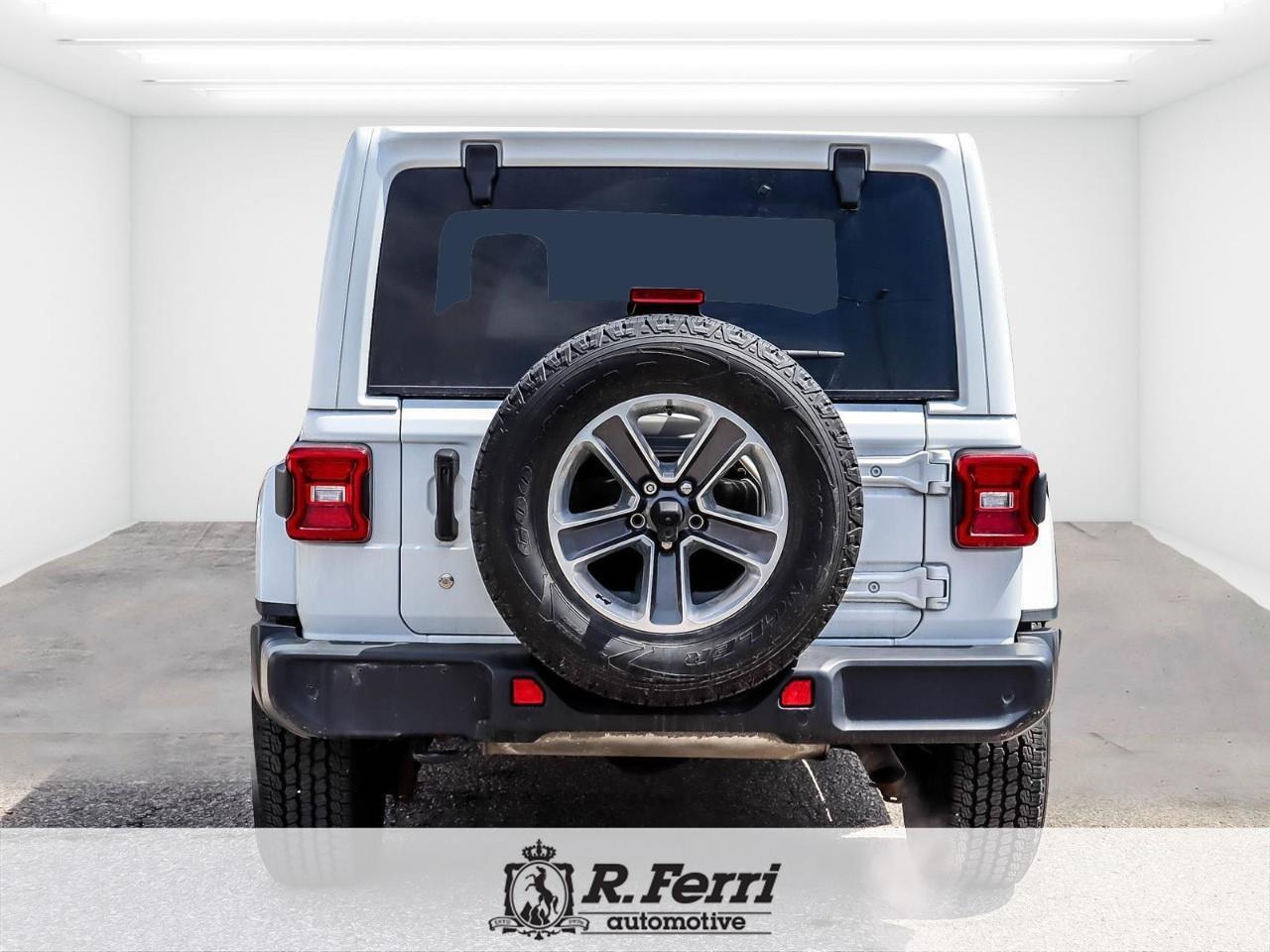 2020 Jeep WRANGLER UNLIMITED Sahara 4dr 4x4 Photo3