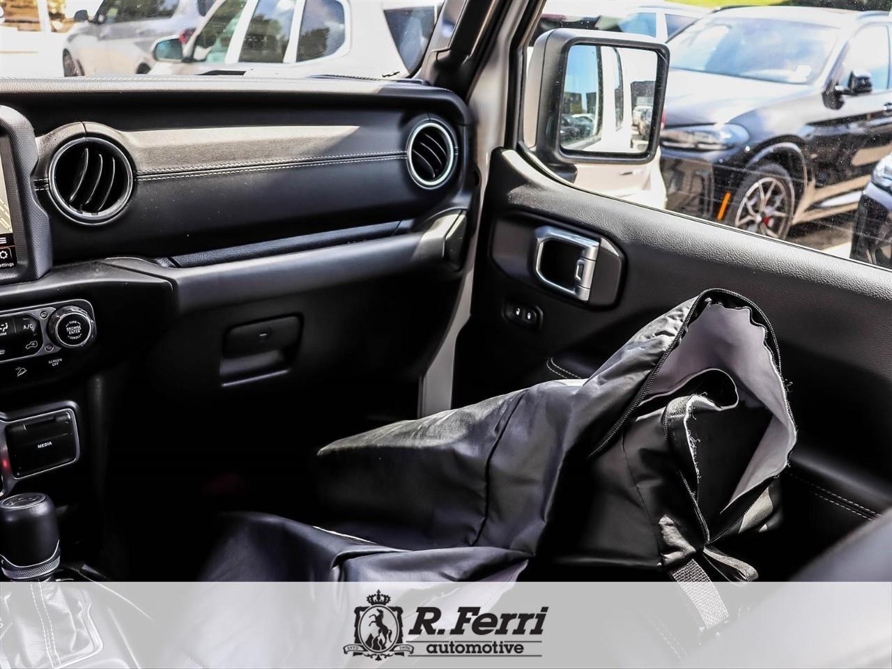 2020 Jeep WRANGLER UNLIMITED Sahara 4dr 4x4 Photo