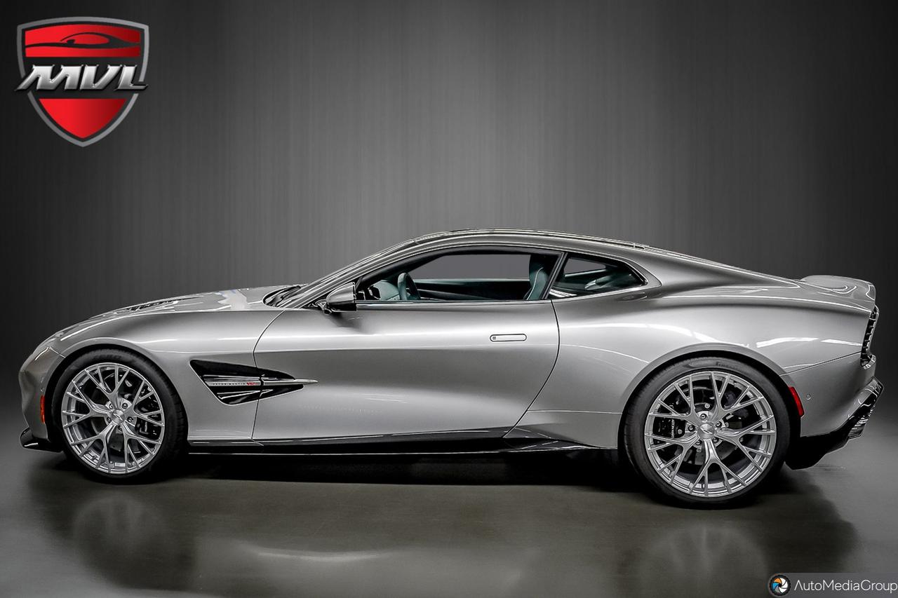 2025 Aston Martin Vanquish  Photo