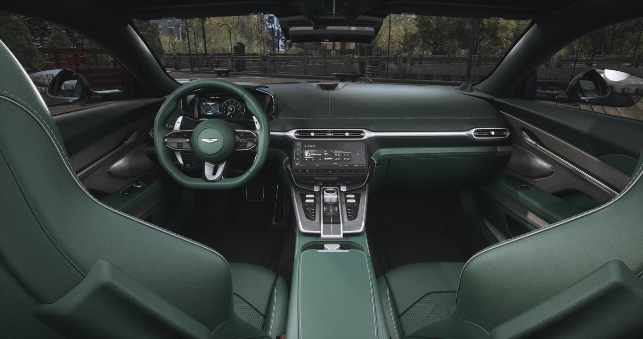 2025 Aston Martin Vanquish  Photo