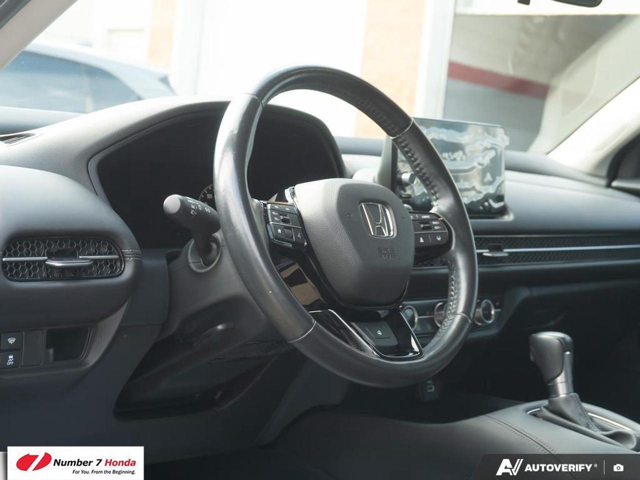 2023 Honda HR-V EX-L Navi *EXTENDED FACTORY WARRANTY* Photo