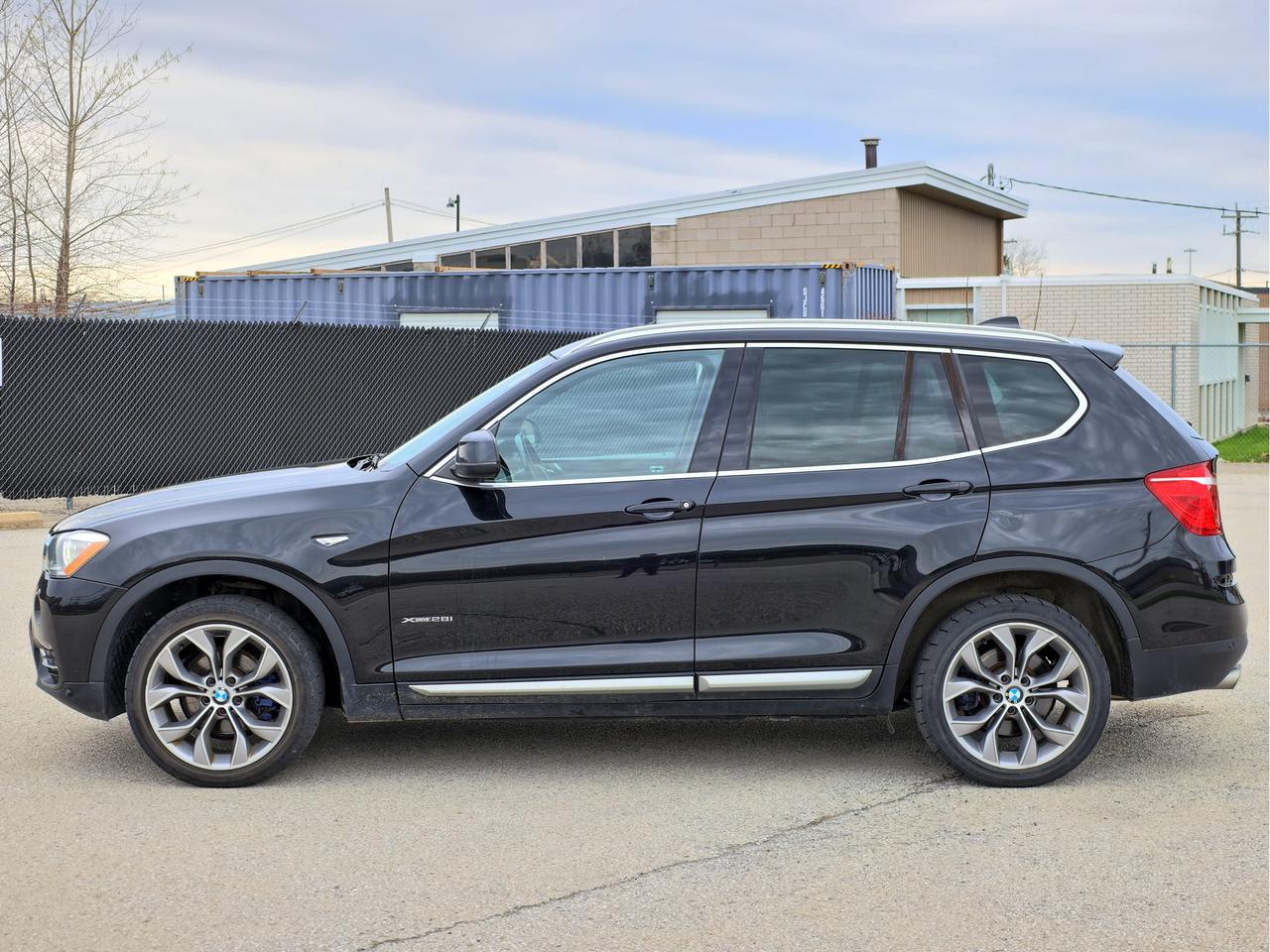 2017 BMW X3 xDrive28i AWD   NAVI   Leather   Pano Sunroof Photo
