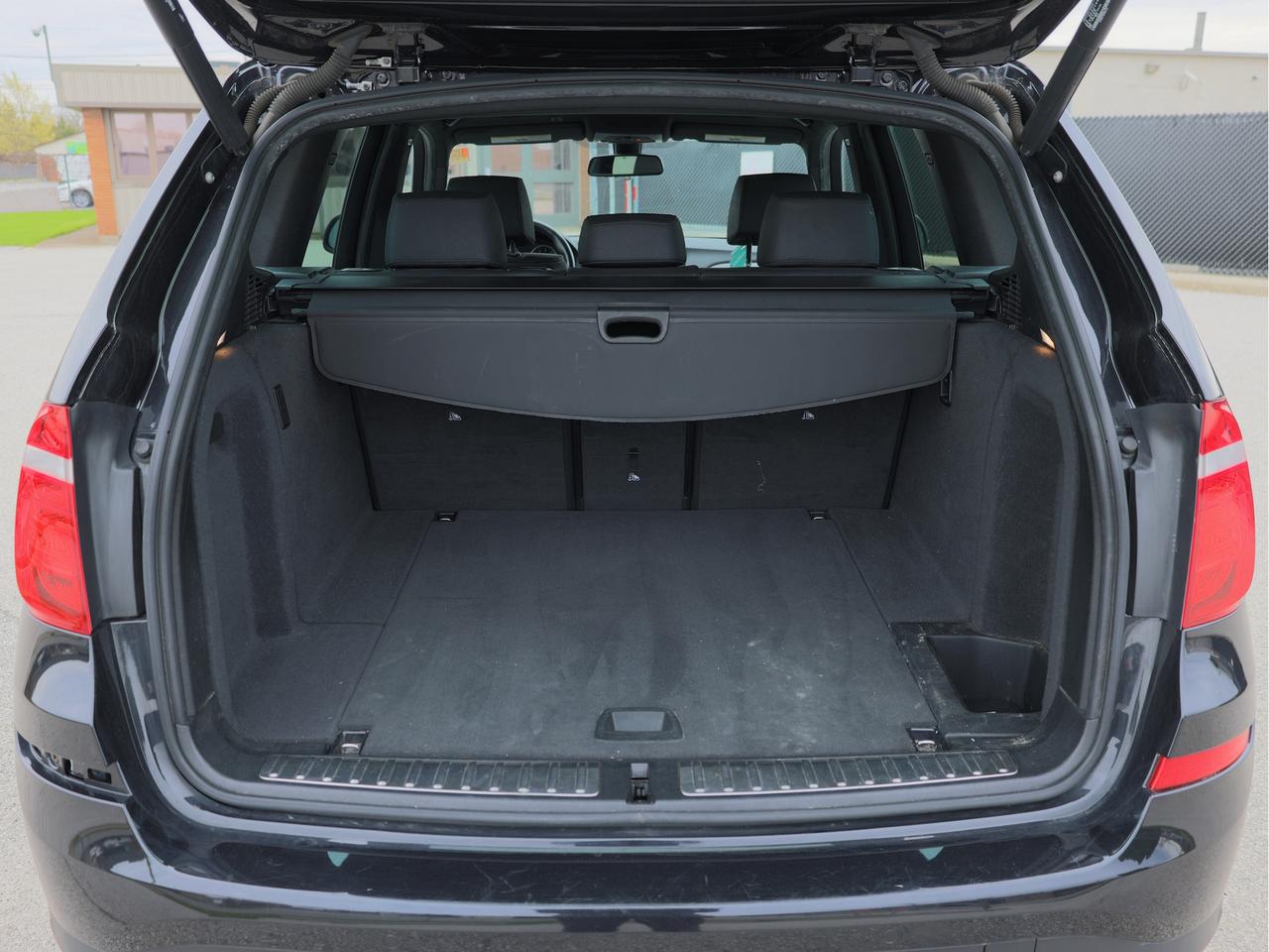 2017 BMW X3 xDrive28i AWD   NAVI   Leather   Pano Sunroof Photo