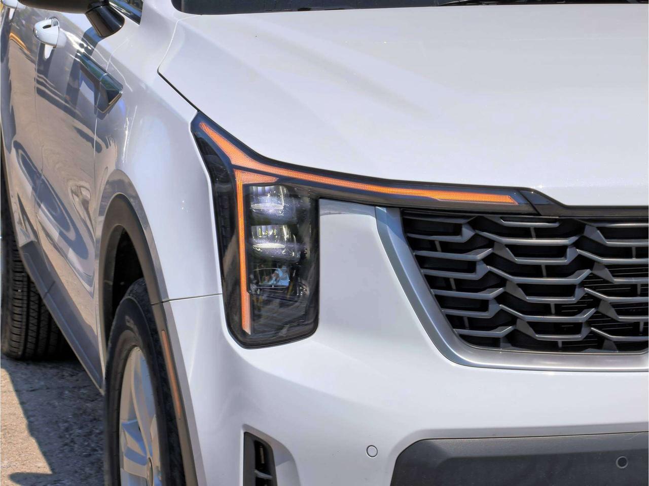 2025 Kia Sorento LX AWD   Lane Assist   Blindspot Alert   Htd Seat Photo