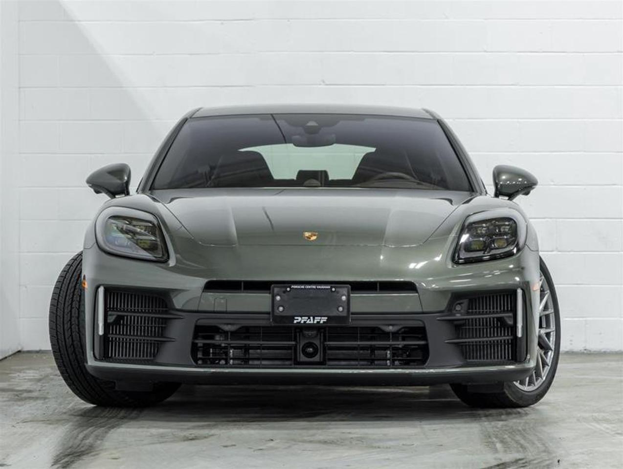 2026 Porsche Panamera  Photo