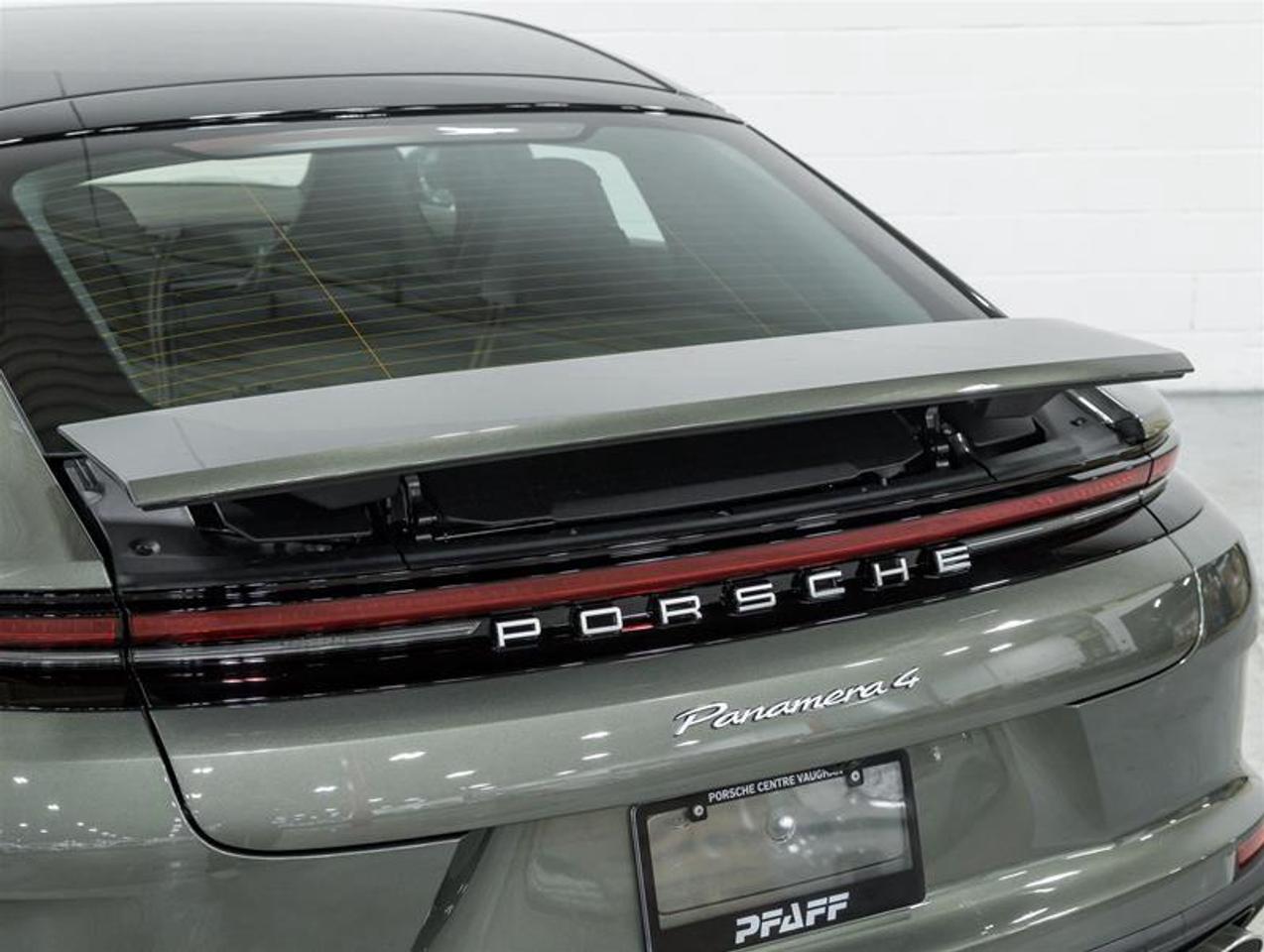 2026 Porsche Panamera  Photo