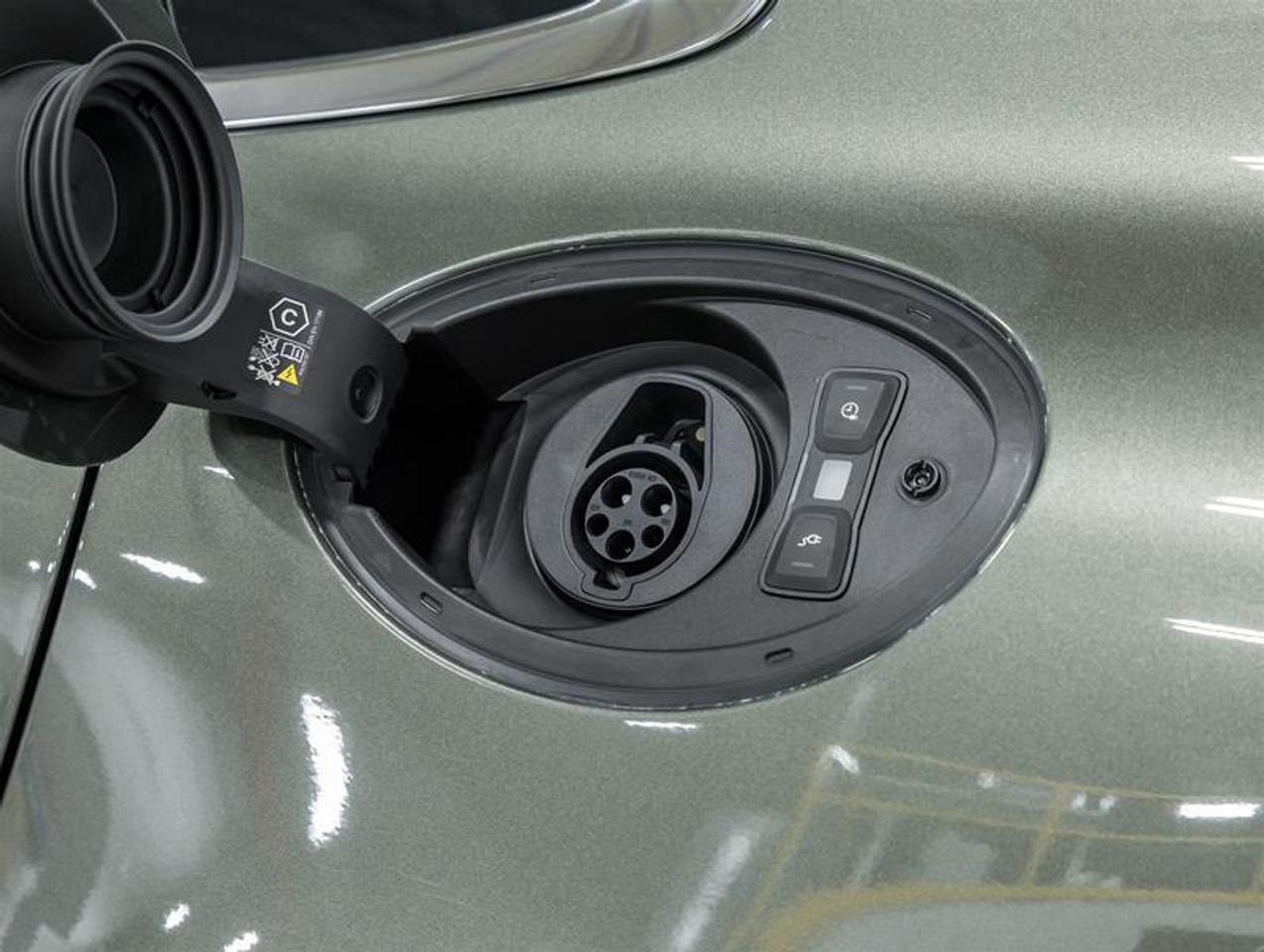 2026 Porsche Panamera  Photo