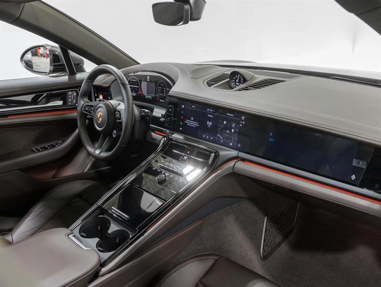 2026 Porsche Panamera  Photo
