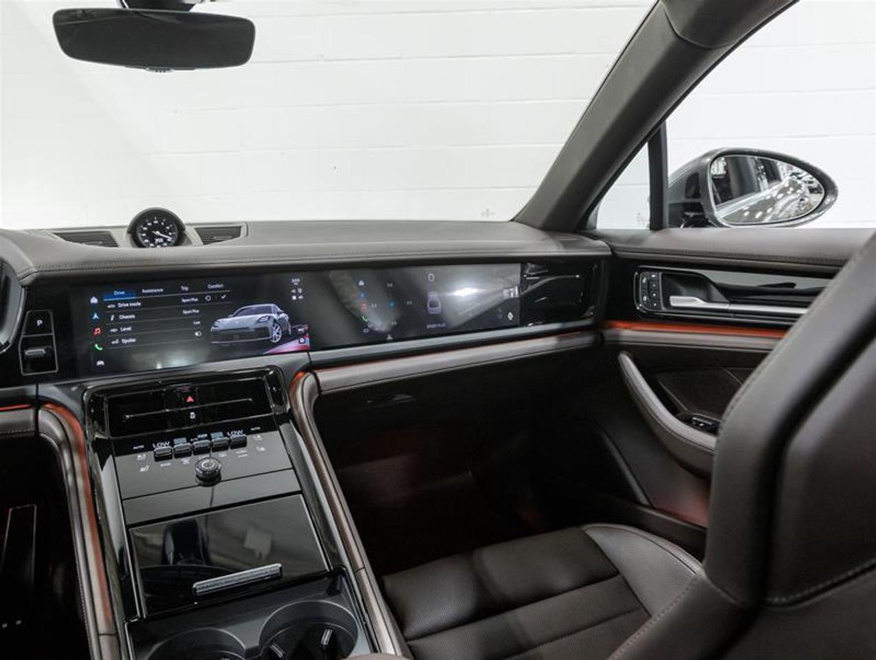 2026 Porsche Panamera  Photo