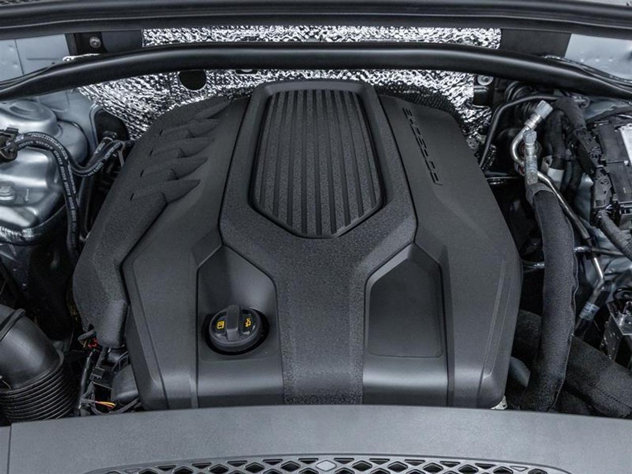 2026 Porsche Macan  Photo