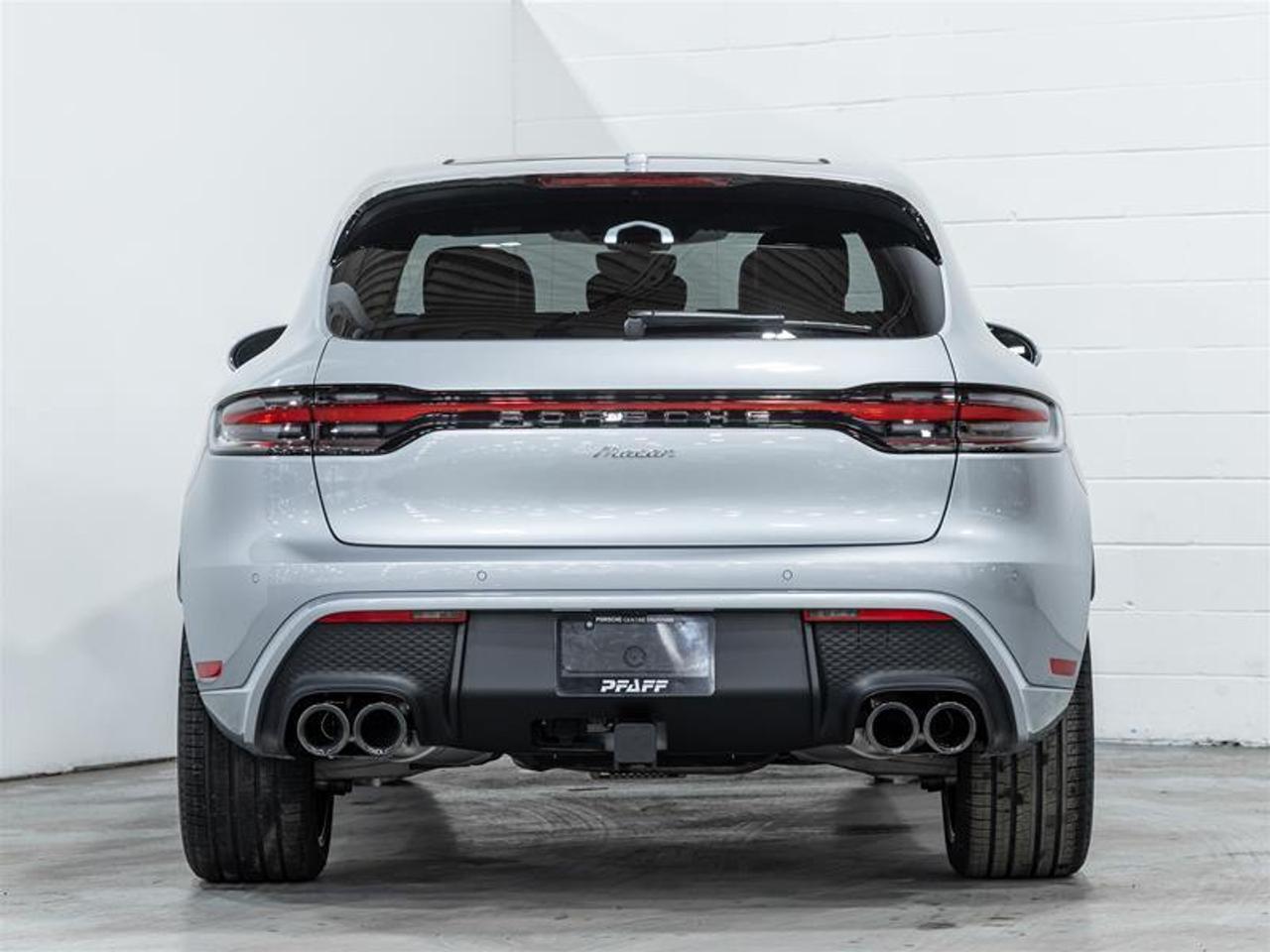 2026 Porsche Macan  Photo