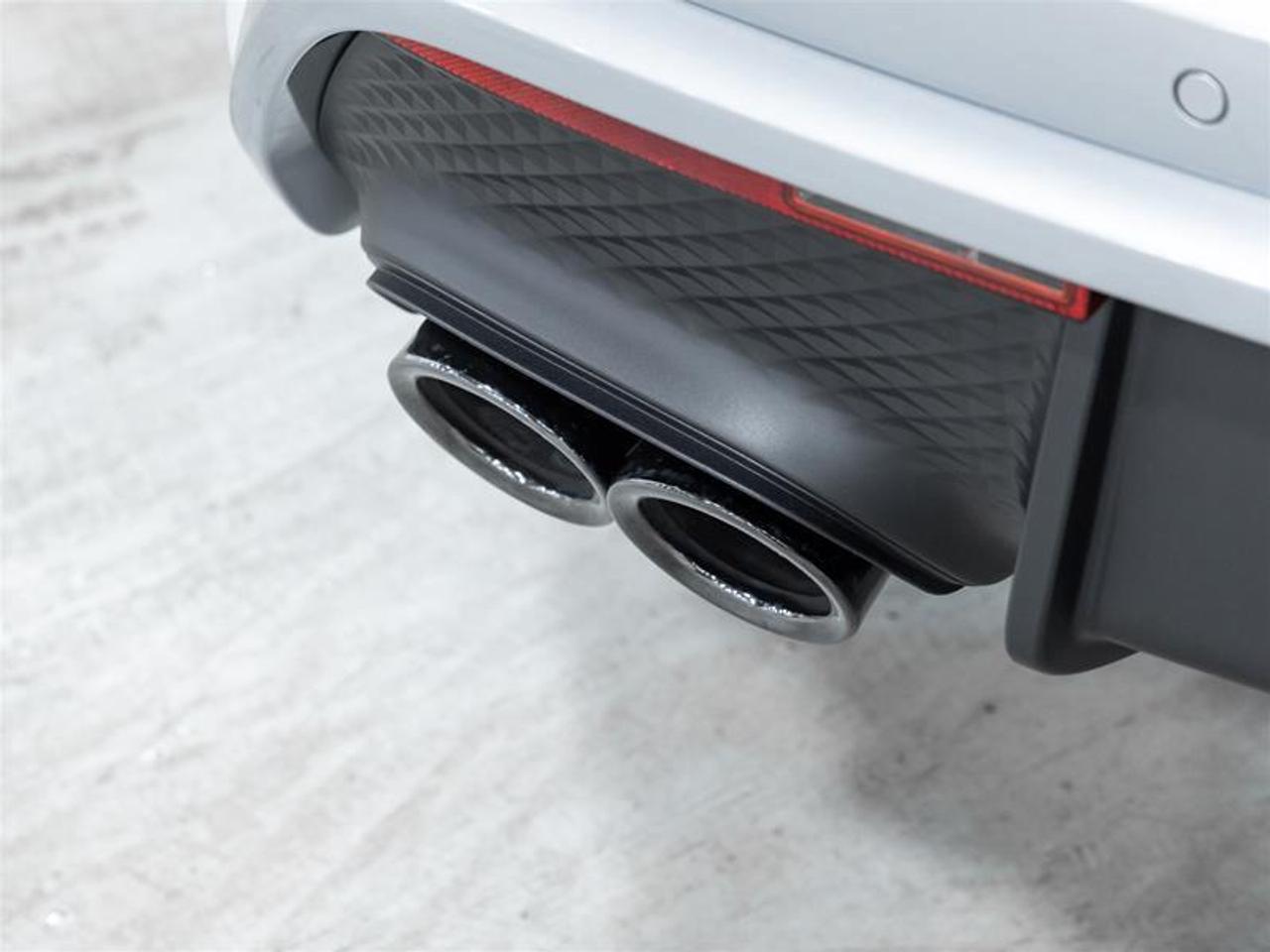 2026 Porsche Macan  Photo