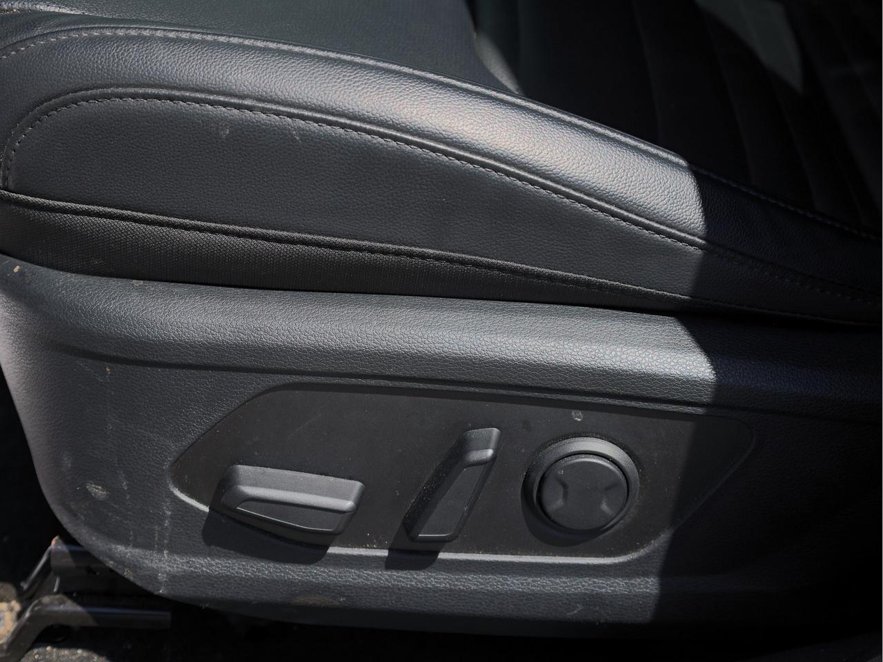 2024 Kia Sportage Plug-In Hybrid SX AWD   360 Camera   Premium Sound   Cooled Seat Photo